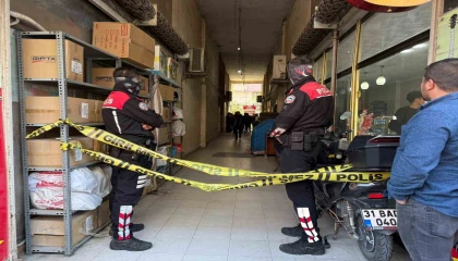 Esnaf iş yerinde ölü bulundu
