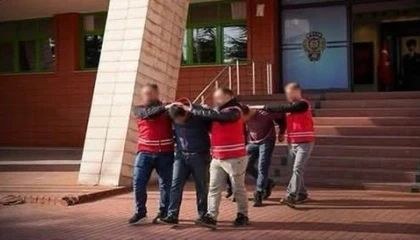 Ev ilanı üzerinden dolandırıcılık yapan 2 şüpheli tutuklandı