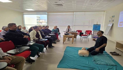Gazipaşa Devlet hastanesinde personele temel yaşam desteği eğitimi