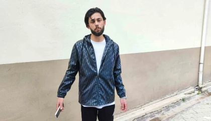 Kahraman işçi iyilik yaparken az kalsın canından oluyordu