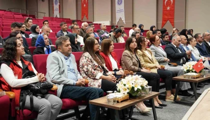 Kahramanmaraşta otizme dikkat çeken konferans