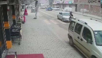 Kahramanmaraşta trafik kazası güvenlik kamerasında