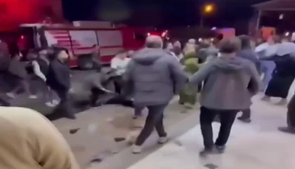 Kaza sonrası yaşanan kavga meydan savaşını aratmadı