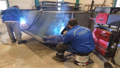 Kepez Belediyesinde Kurban Bayramı öncesi çöp konteyneri seferberliği