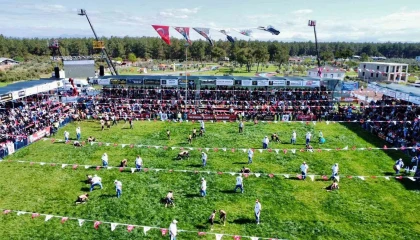 Kepezde pehlivanlar dualı çayıra çıktı
