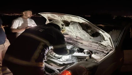 Kırıkhanda otomobil yangını