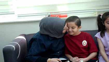 Kızını karaciğer nakli beklerken kaybetti, oğlu organ bağışıyla hayata tutundu