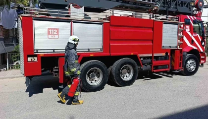 Manavgatta baca yangını söndürüldü