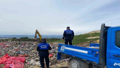 Mersinde sağlıksız şekilde taşınan çiğ köfte kolilerine el konuldu
