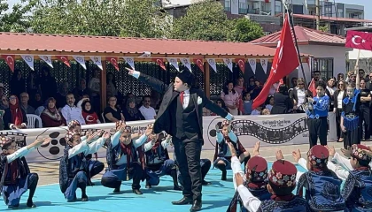 Miniklerden büyük mesaj: Savaşlar Dursun, Dünya Çocuklara Kalsın