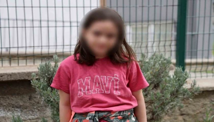 Nöbetçi öğretmen diğer öğrencileri kurtarmak için yere yatın diye bağırmış