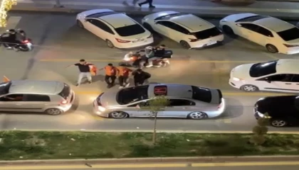 Osmaniyede Galatasarayın derbi galibiyeti sonrası konvoy yapıldı