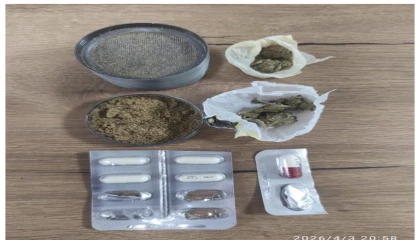 Reyhanlıda durdurulan araçta uyuşturucu ve kurusıkı tabanca ele geçirildi