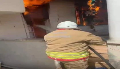 Reyhanlıda müstakil ev alevlere teslim oldu