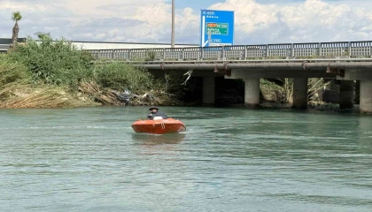 Suya atlayıp kayıp olan genci arama çalışmaları sürüyor