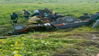 Takla atan patpatın sürücüsü hayatını kaybetti