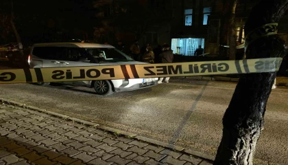 Tartıştığı akrabasını silahla yaralayıp intihar etti