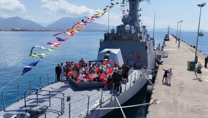 TCG BORA Alanyada ziyarete açıldı