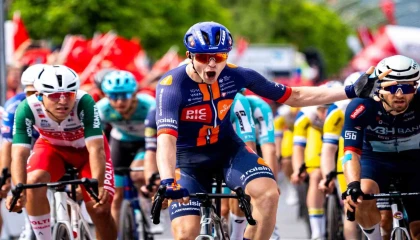 TURda Patara - Kemer etabını Casper Van Uden kazandı