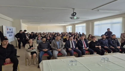 Yalvaçta bağımlılıkla mücadele panelinde toplumsal farkındalık mesajı verildi