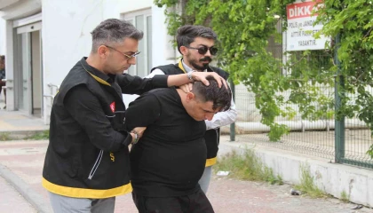 5 bin TL için kuzenini öldürdü, Suriyeye kaçamadan yakalandı