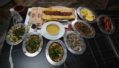 Adana kebabı ve salata ikilisi glutatyon seviyesini artırıyor