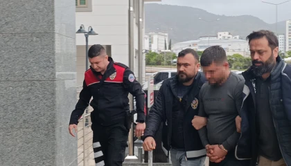 Adanada cinayet zanlısı adliyeye sevk edildi