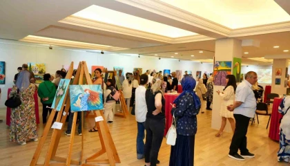 Alanyada engeller sanatla aşıldı