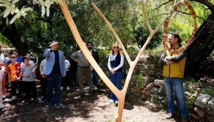 Alanyada Hıdırellez coşkusu: Çocuklar geleneksel oyunlarla baharı karşıladı