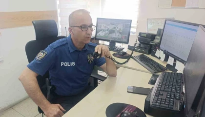 Antalyada 30 yıllık polis memurundan telsizde arkadaşlarına duygusal veda