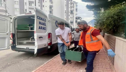 Antalyada Kazakistan uyruklu kadın evinde ölü bulundu