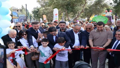 Arsuzda Atatürk Parkının açılışı gerçekleştirildi