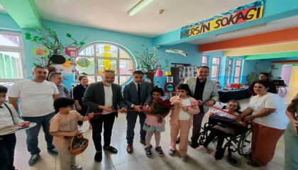 Aynı gökyüzünün farklı yıldızlarıyız sergisi büyük beğeni topladı