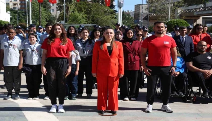 Büyükşehir Belediyesinde 19 Mayıs töreni