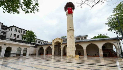 Depremde hasar gören 583 yıllık tarihi Ulu Caminin resmi açılışı gerçekleştirildi
