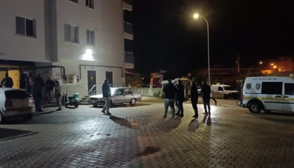 Evinin kapısında uğradığı silahlı saldırıda hayatını kaybetti
