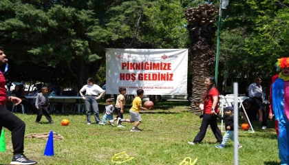 Hatayda düzenlenen piknikte depremzede çocuklar doyasıya eğlendi