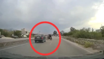 Hatayda motosiklet otomobille çarpıştı: 1 ölü, 1 yaralı