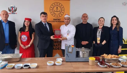 İL MÜDÜRÜ TÜYSÜZ’DEN ERKAN’A PLAKET