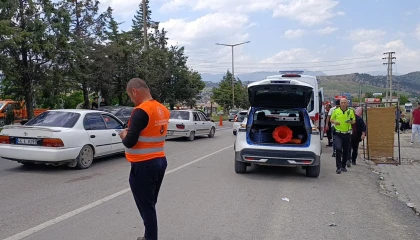 Kahramanmaraşta iki otomobil çarpıştı: 1 yaralı