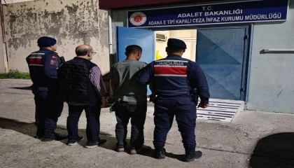 Kendilerini polis olarak tanıtan dolandırıcılara 10 milyon liralık altın kaptırdılar