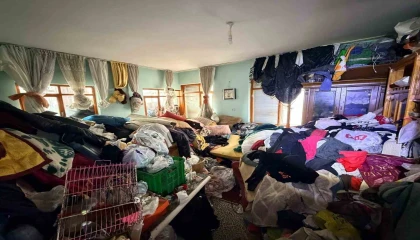 Kepezde çöp ev operasyonu