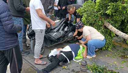 Kırmızı ışık ihlali yapan otomobil ortalığı savaş alanına çevirdi: 1i ağır, 4 yaralı
