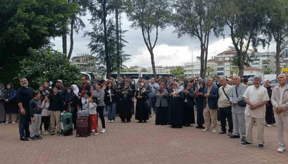 Manavgatlı hacı adayları kutsal topraklara uğurlandı