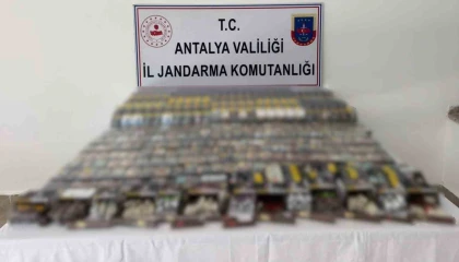 Manavgatta 5 bin paket kaçak sigara ele geçirildi