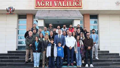 MEDENİYETLER KOROSU’NDAN HEMŞEHRİ VALİYE ZİYARET