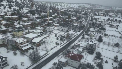 Mersinde kar güzelliği dronla görüntülendi