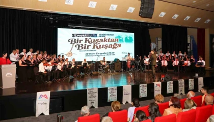 Mersinde kuşaklar aynı sahnede buluştu