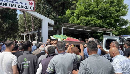 Mersindeki yağ fabrikasındaki patlamada ölen işçi toprağa verildi