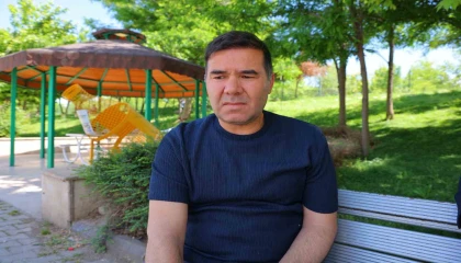 Okul saldırısında ağır yaralanan Mustafanın babası, Elinden tutup eve götürmeyi düşünüyoruz